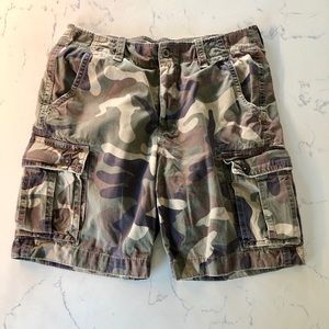 American Eagle Outfitters Camo Cargo Shorts